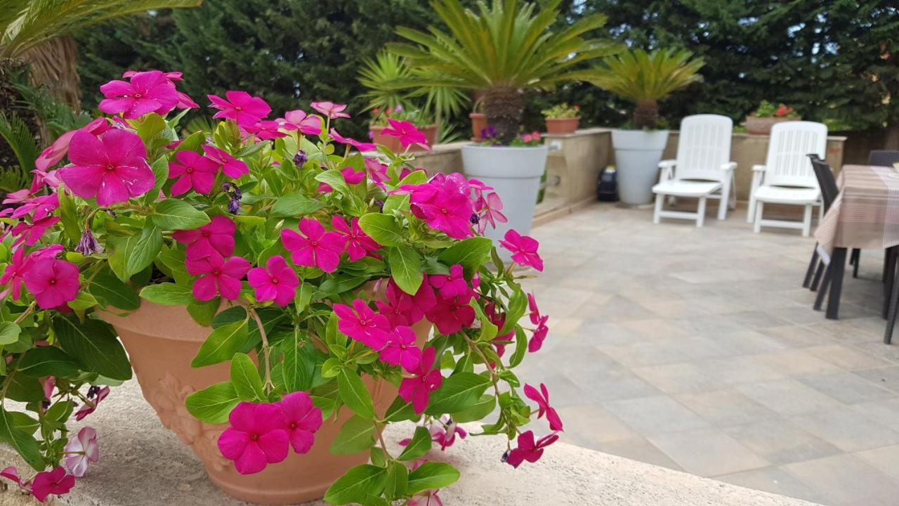 Casa Vacanze Rosa Camastra Esterno foto